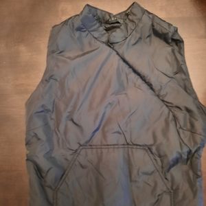 Black puffer vest